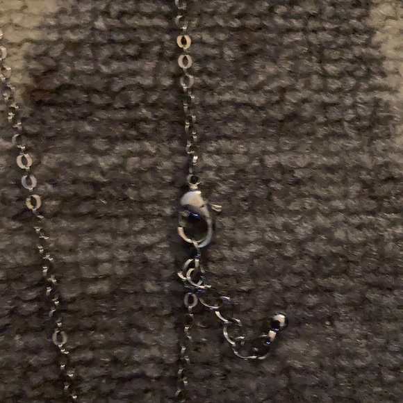 Forever 21 Eiffel Tower rhinestone necklace - Picture 4 of 5